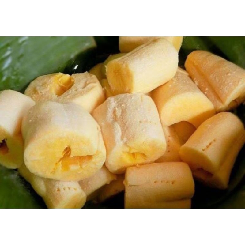 

Singkong / Tape Singkong Manis Dan Empuk 1/2KG (500Gram)