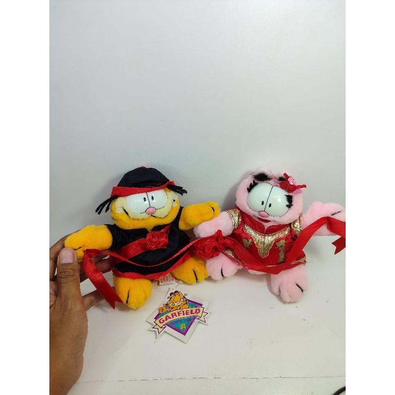 boneka Garfield couple wedding Chinese original paws rare item