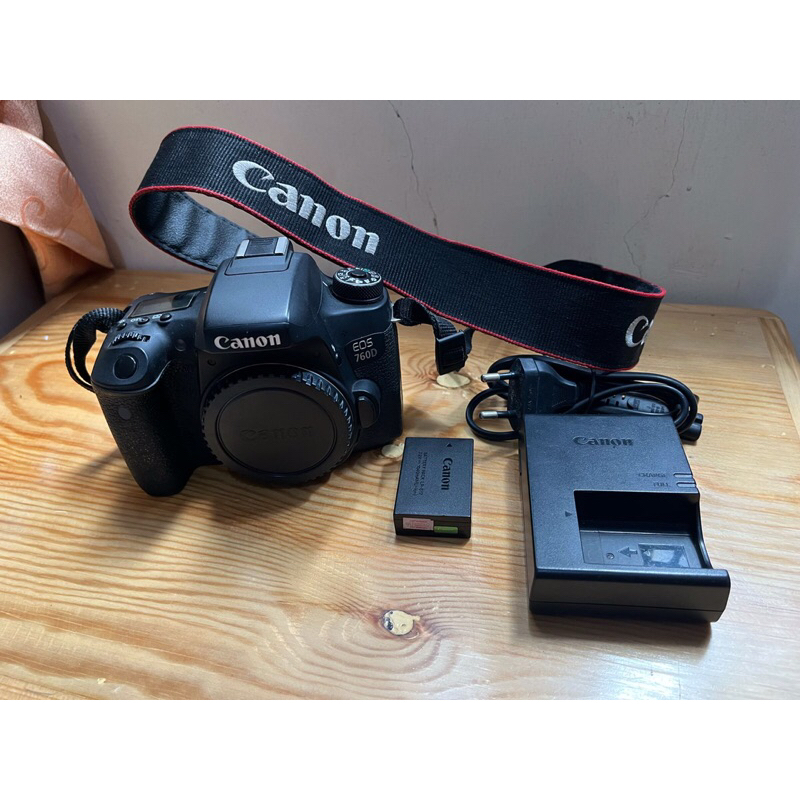 Preloved Kamera Canon EOS 760D