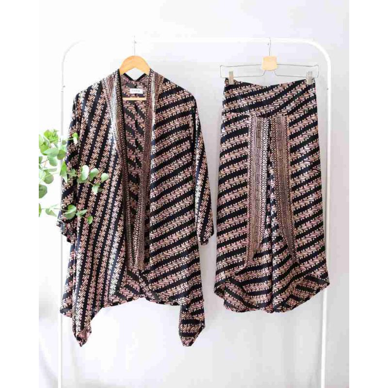 One Set Batik Setelan Batik Outer
