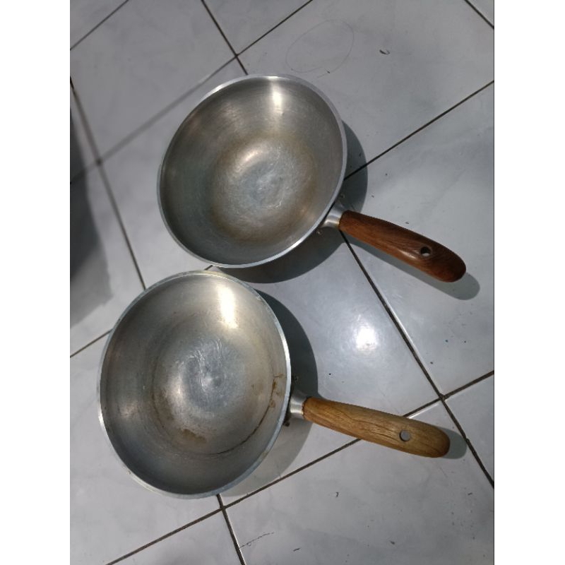 Wajan Teplon 25 Cm Second