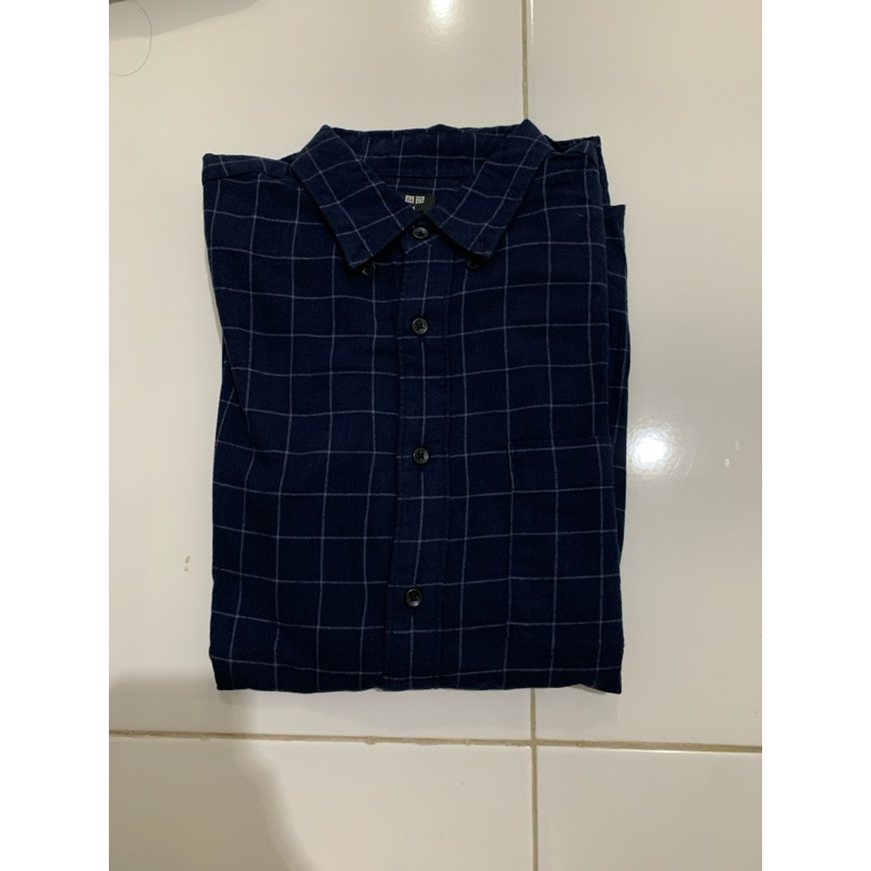 PRELOVED KEMEJA FLANEL UNIQLO BIRU DONGKER