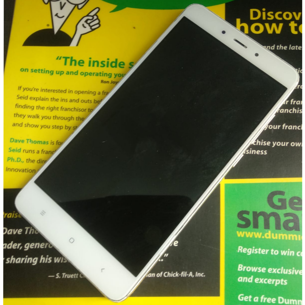 Xiaomi Redmi Note 4x Ram 4 GB Second. Masih bagus dan normal.