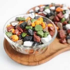 

Coklat Kerikil// Coklat Arab// Coklat oleh oleh haji// 500gr