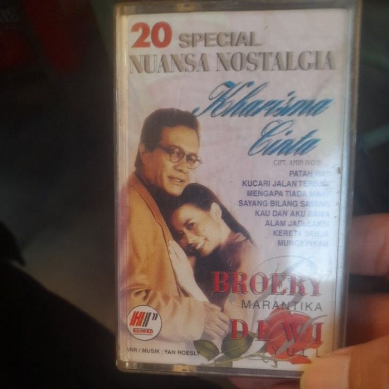 kaset pita broery dewi yull 20 nuansa nostalgia kharisma cinta (P182)