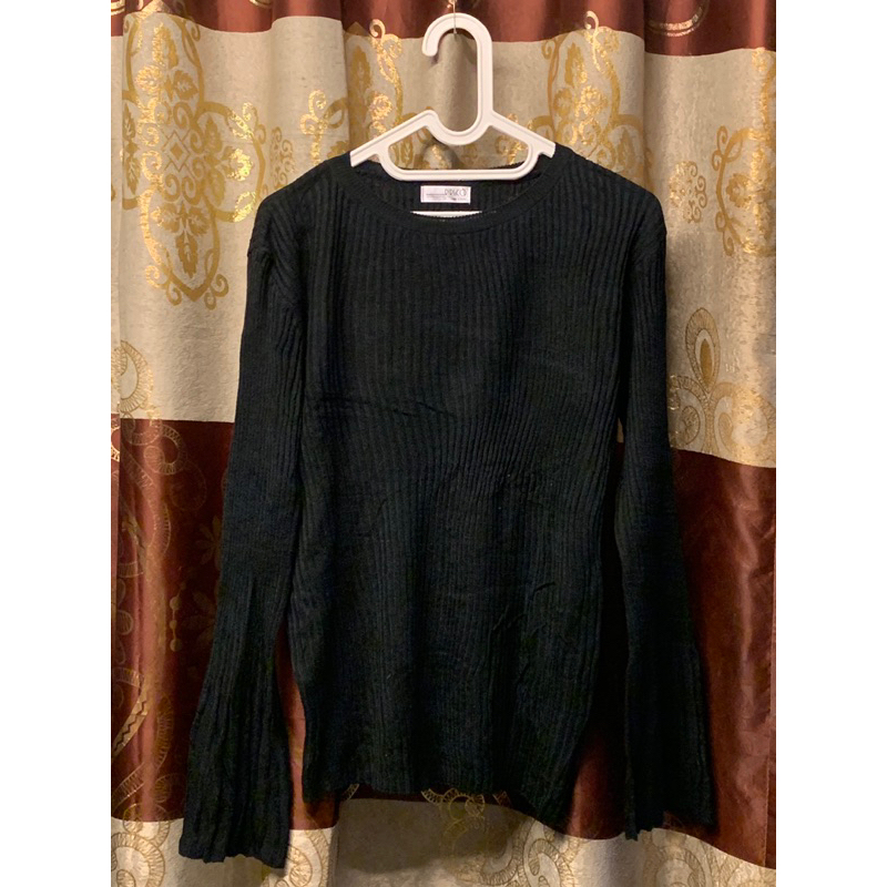 brand Riri n Co - preloved baju lidi rajut / knit wanita model lengan trompet kekinian lucu