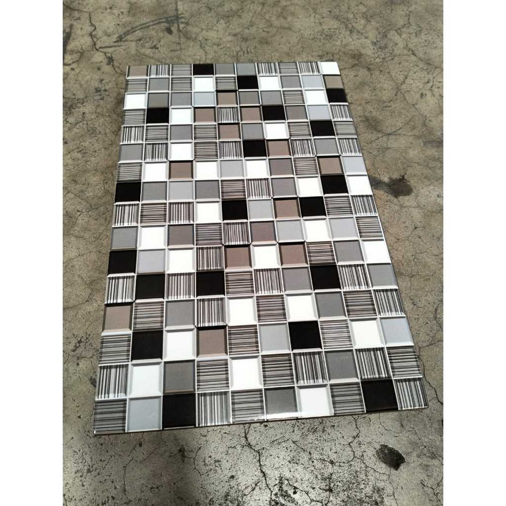 Keramik Dinding Avignon 25x40 Barcelona Grey Motif Kotak-Kotak