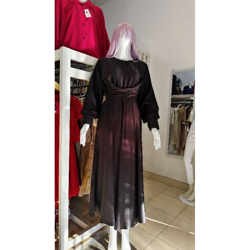 Gamis Hitam Polos Satin Premium Tebel Mayung