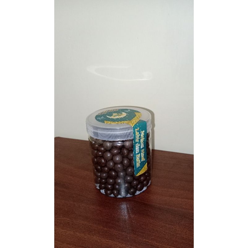 

Bola Coklat Toples 600ml