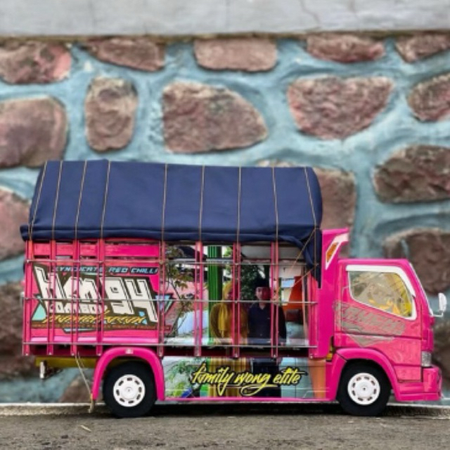 MINIATUR TRUK OLENG JUMBO
