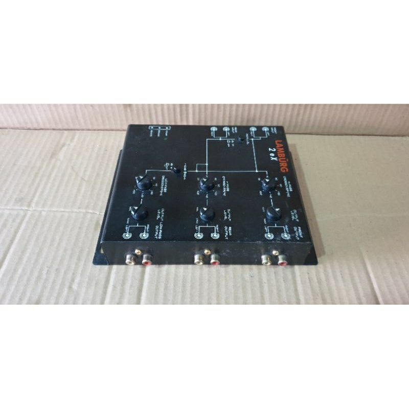 crossover aktif 3way pembagi suara audio mobil dc12voll lamburg 2ex second bekas siap pakai