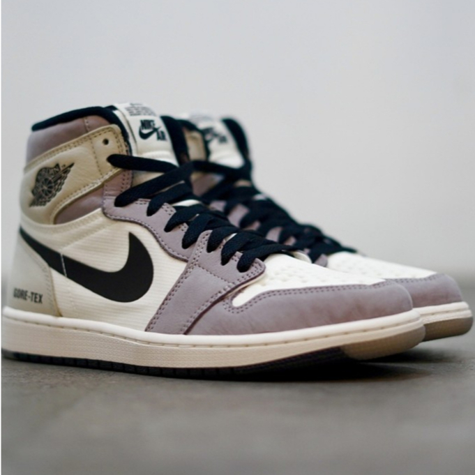 Air Jordan 1 Retro High Element Gore-Tex Light Bone