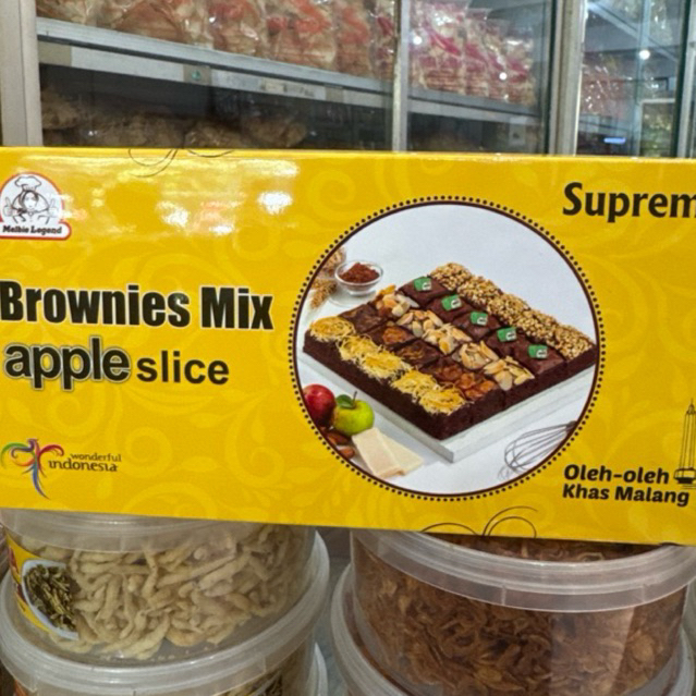 

brownies apple slice supreme