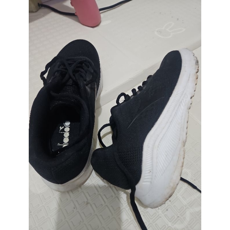 sepatu diadora sport station size 37