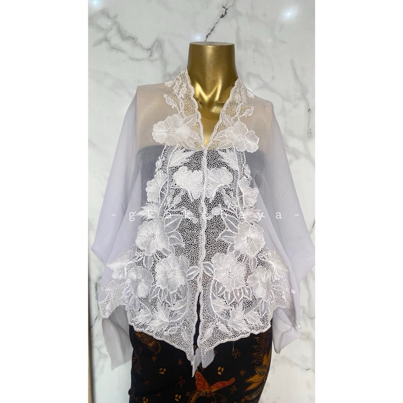 KEBAYA BORDIR KUPU’PUTIH /KAIN KEBAYA /KAIN KEBAYA