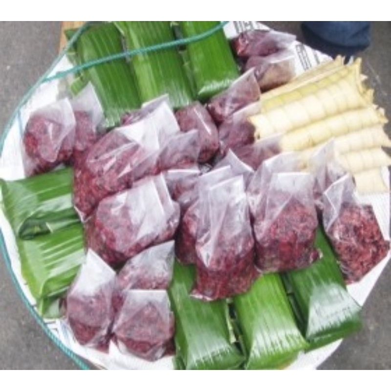 Tape ketan & uli ketan sepaket  Berat  tape,ketan 1.kg & uli,ketan 1.kg