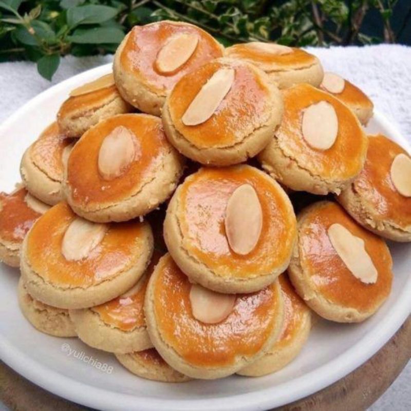 

Kue Kering Kacang Toping Almond slice