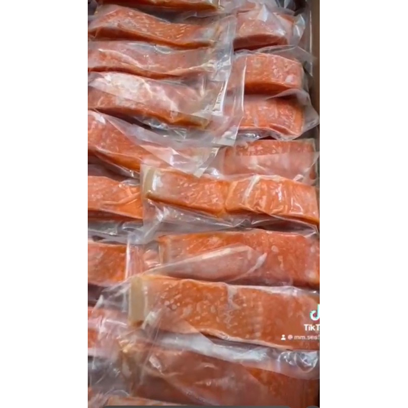 

salmonpremium