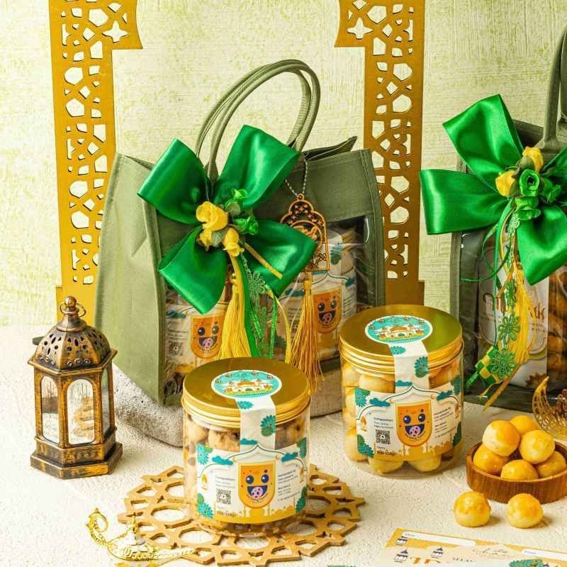 

BEST SELLER Hampers Chan Patisserie | Hampers Idul Fitri | Hampers Lebaran | Eid Mubarak