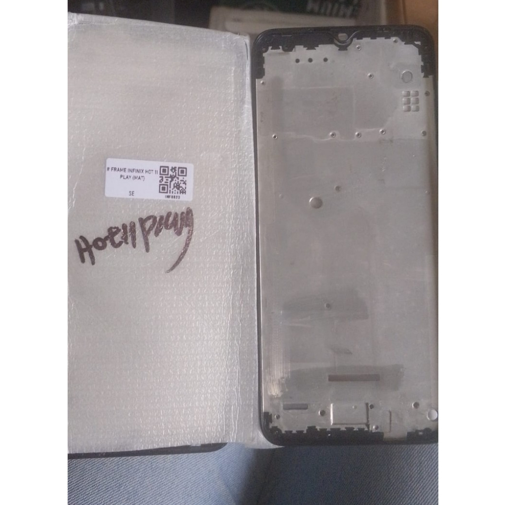 TATAKAN LCD INFINIX HOT 11 PLAY