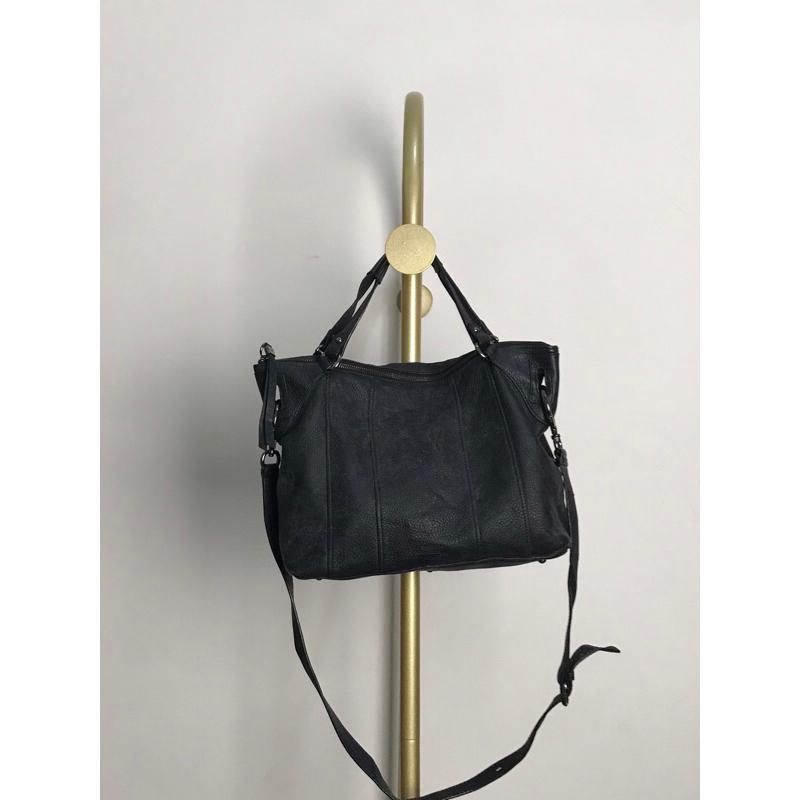 PRELOVED PL SHOULDER BAG BREAL HITAM KULAS ADA TALPAN