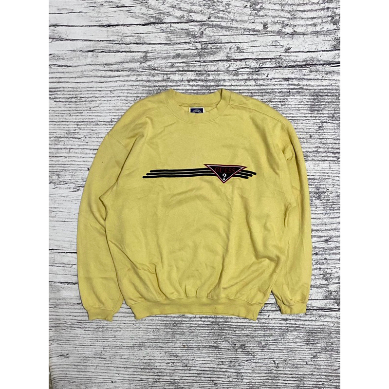 Crewneck cn sweater Guess Vintage bordir USA kuning Second