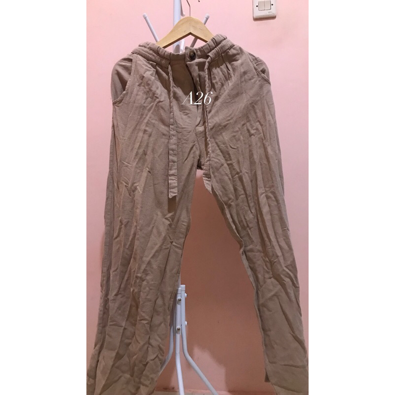Preloved - celana katun linen