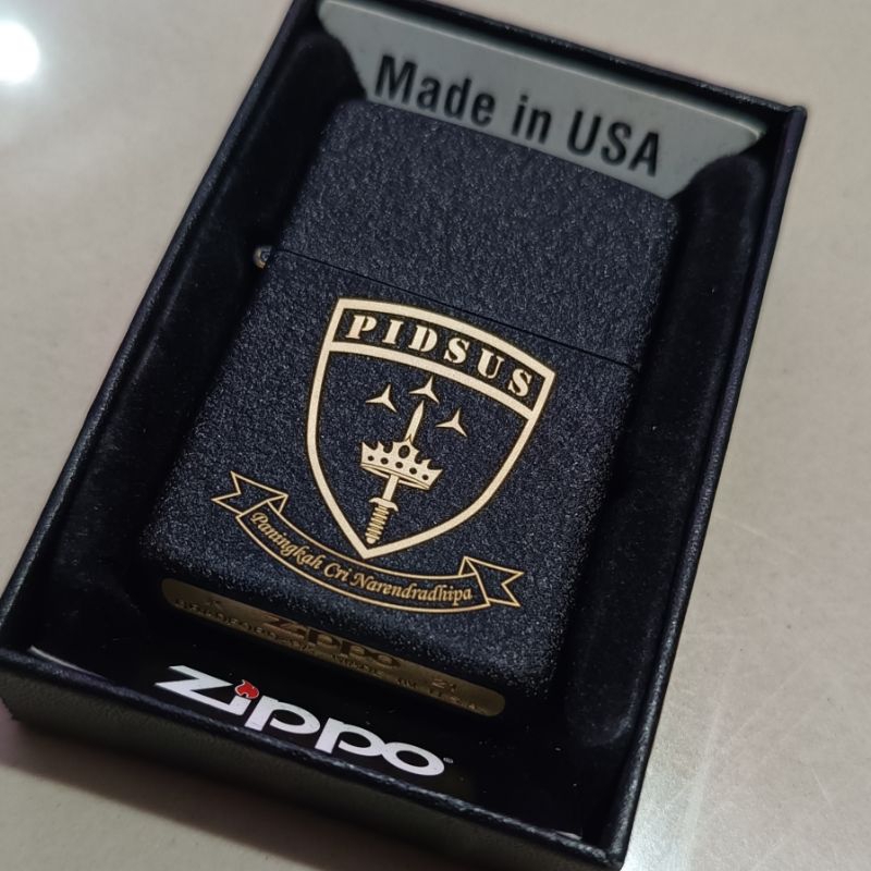 Korek Api Custom Grafir Laser Logo Pidsus Kejaksaan Zippo