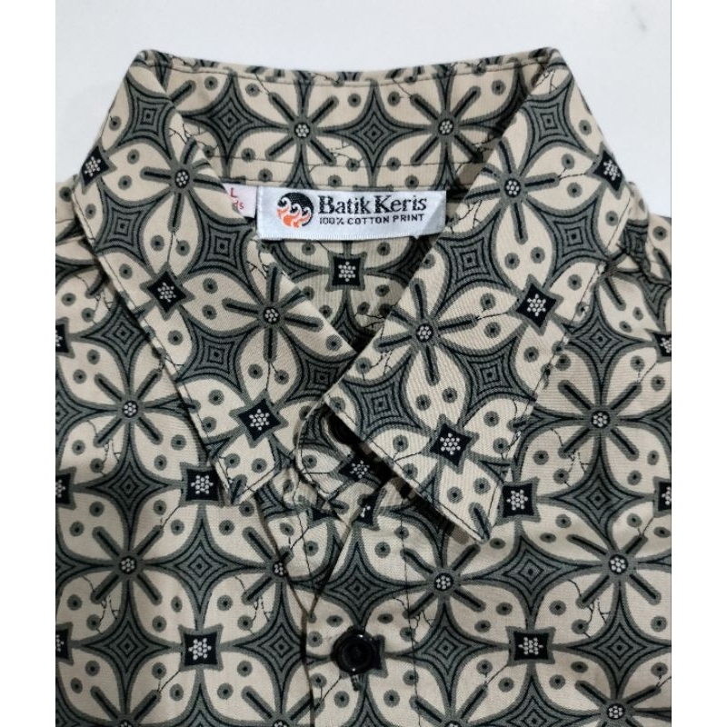 kemeja batik anak batik keris 8-9tahun preloved