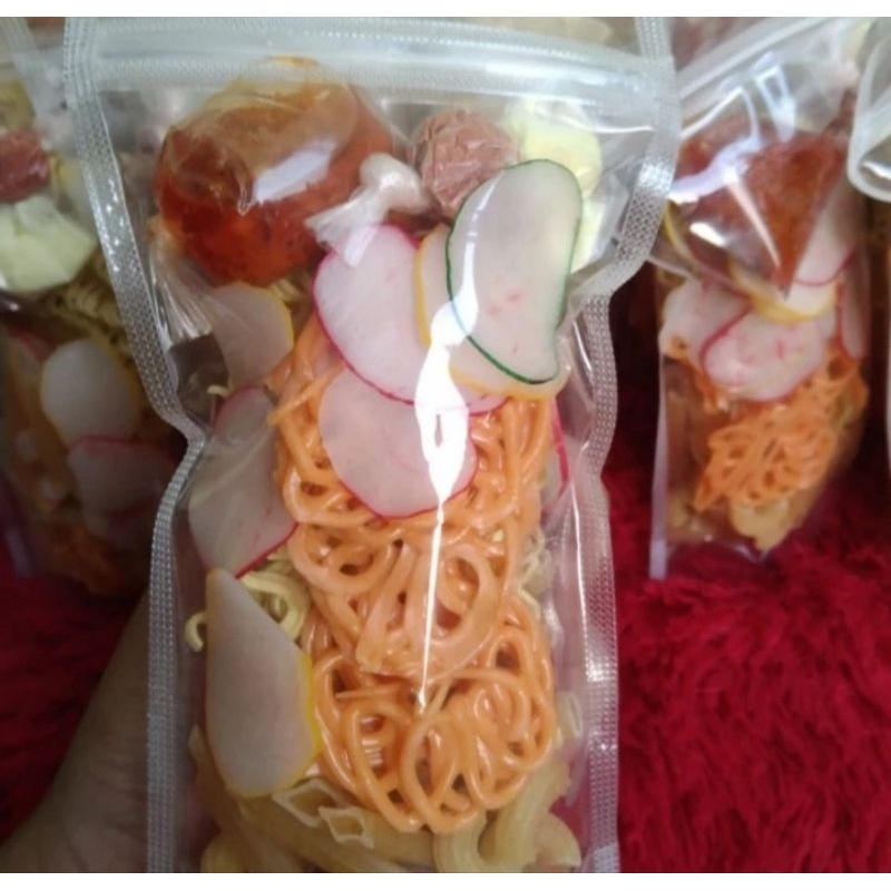 

Seblak instan 10 pcs Pedas gurih nikmat bumbu rempah pilihan lengkap