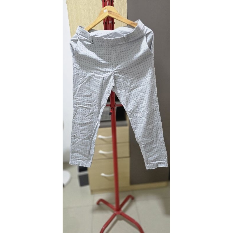 preloved uniqlo pants