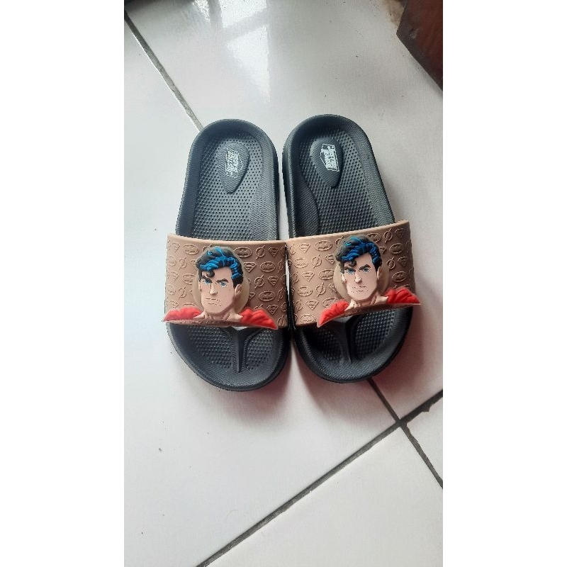 Sendal anak JUSTICE LEAGUE sz 29 baru