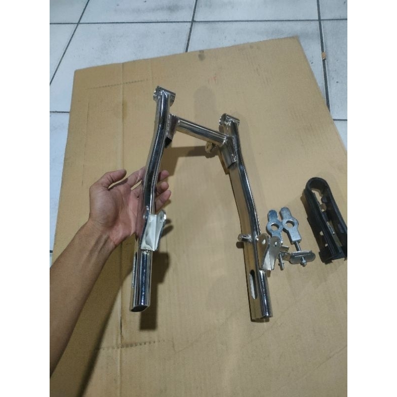 SUPIT/SWING AREM BELAKANG K2R CB BAHAN FULL BESI TEBAL 3MM / AREM K2R CB SET KARET + STELAN RANTAI P