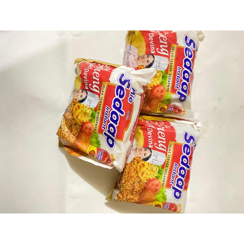 

Mie Sedaap Goreng Ala Chef Devina 93 gram