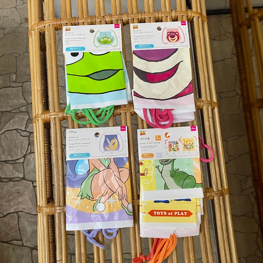 Tas Ransel Serut Plastik Daiso Jepang Plastic Drawstring Bag Karakter Kartun Lotso Alien Tinkerbell 