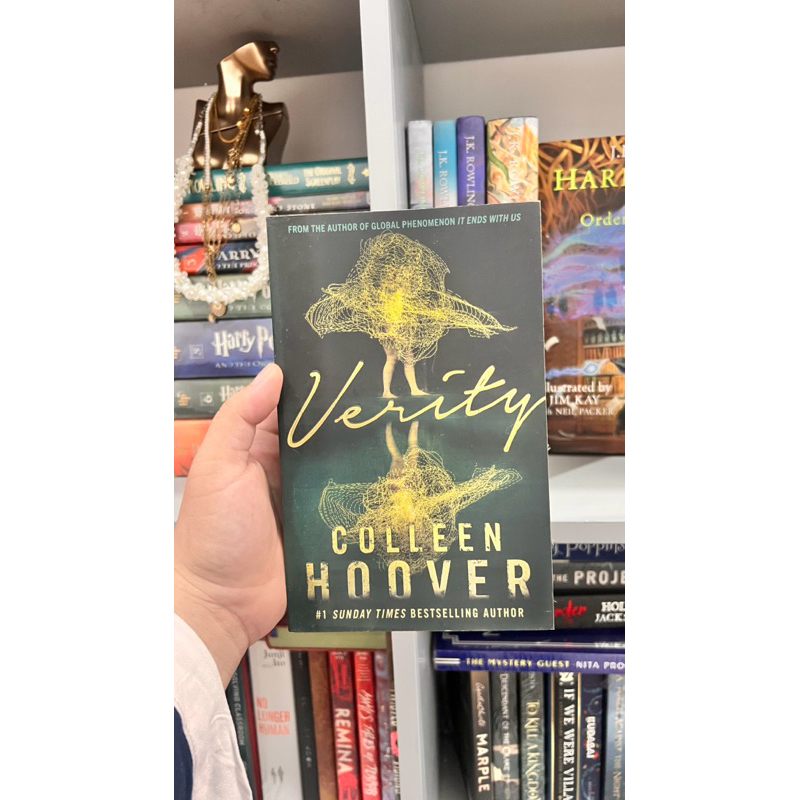 [preloved] colleen hoover - verity