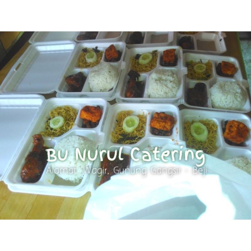 

Nasi kotak/ foam murah untuk acara keluarga, catering hajatan, tahlilan, rapat kantor, dan selamatan