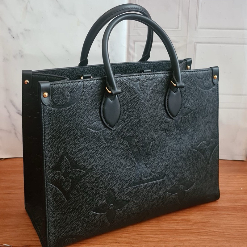 Lv on the go MM black auth