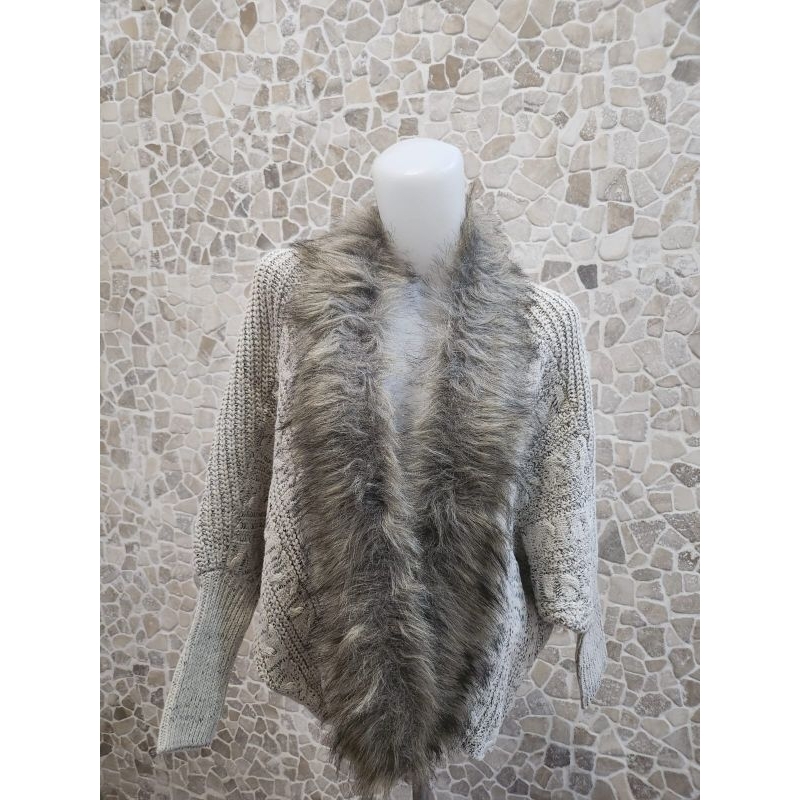 mantel winter bulu wanita cremerajut outer