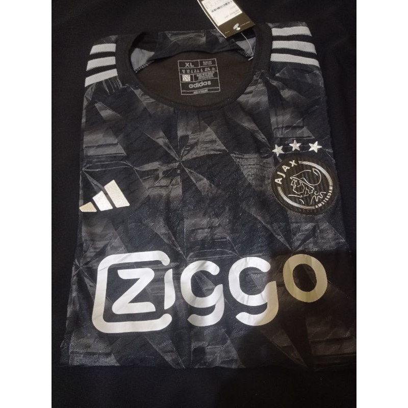 Jersey Ajax Amsterdam player issue