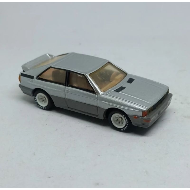 matchbox audi quattro loose diecast custom ban karet (t)