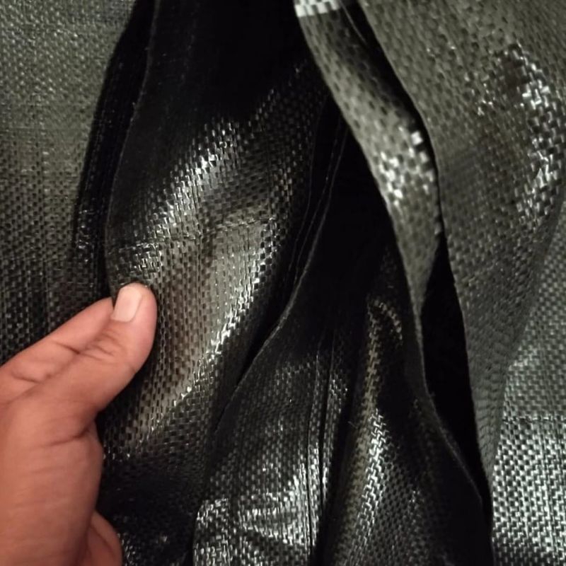 Terpal Hitam Untuk Jemur Padi Rempah Alas Barang Tutup Barang Tikar Berbagai Ukuran