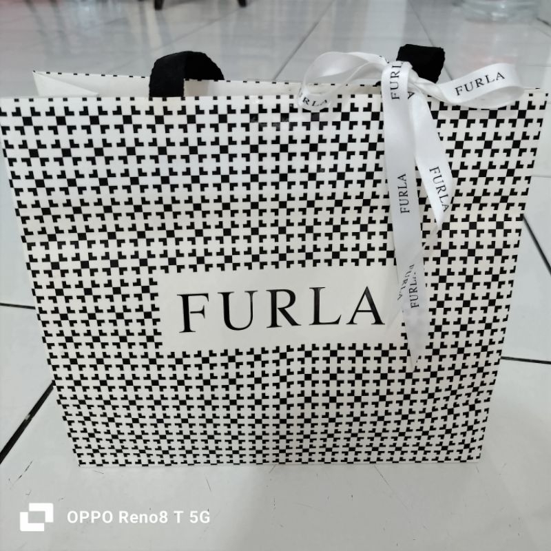 

Furla Paperbag Authentic