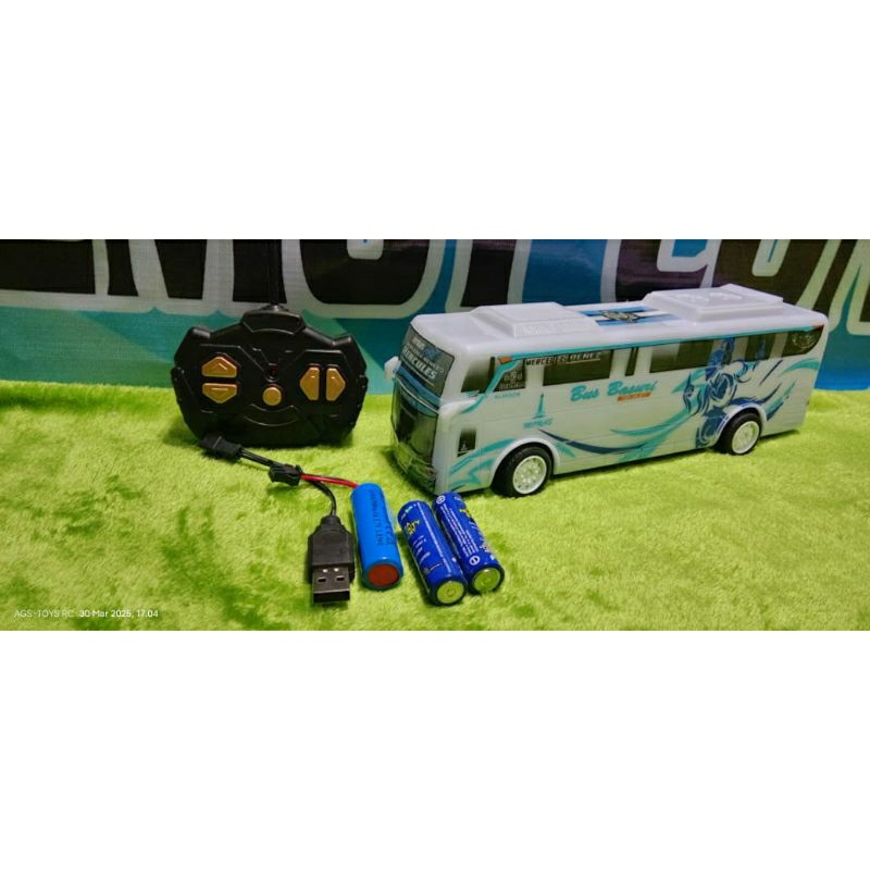 Mobil remot bus basuri