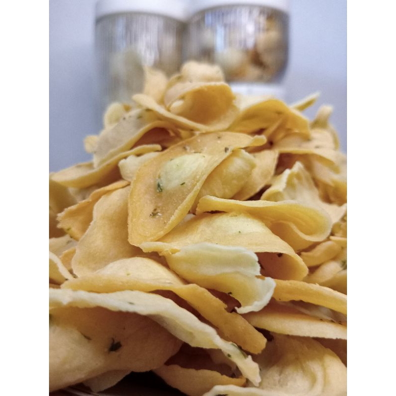 

Kue Kering Keripik Bawang Keripik Bambu Keripik Pangsing Asin Gurih dan Renyah Cemilan enak Bersama keluarga Snack makanan ringan khas Bandung