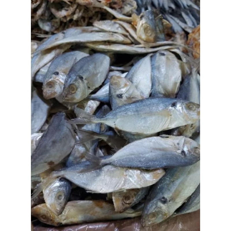 

ikan asin selar/ ikan selar asin