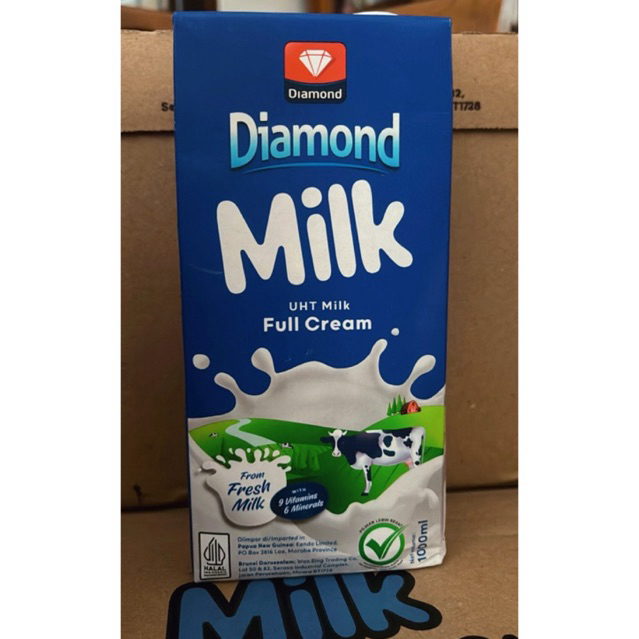 

Diamond Milk Susu UHT Full Cream 1 L