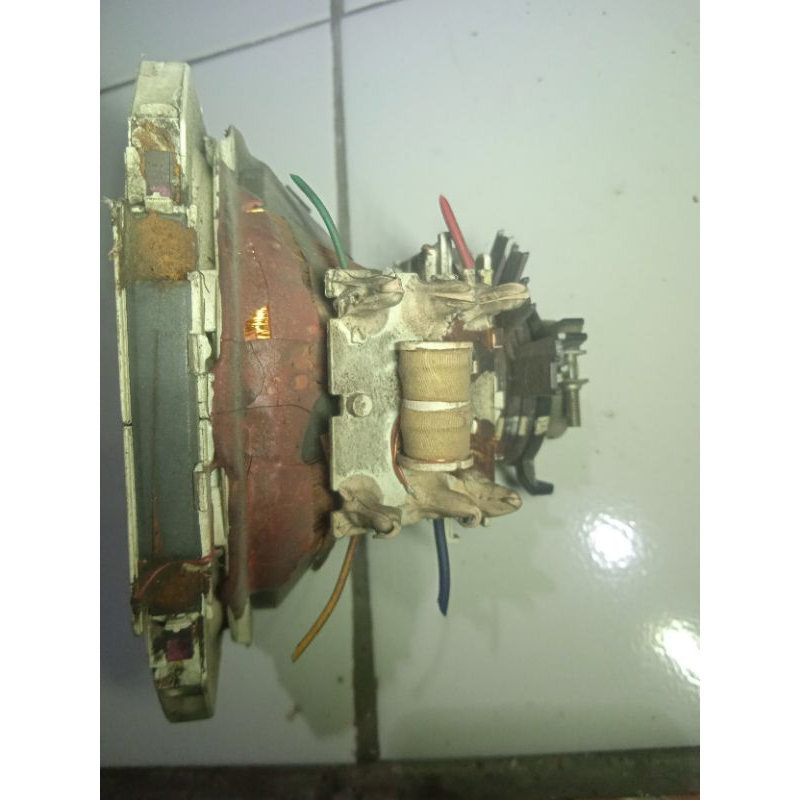 yoke joke(DY)tv tabung sharp pake EW 21inc