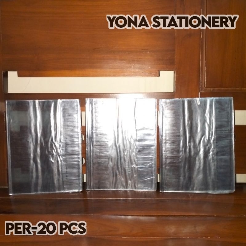 

Sampul Mika Bening Quarto (17 x 22 Cm) | Sampul Buku Tulis | 1 Pak: 20 Pcs