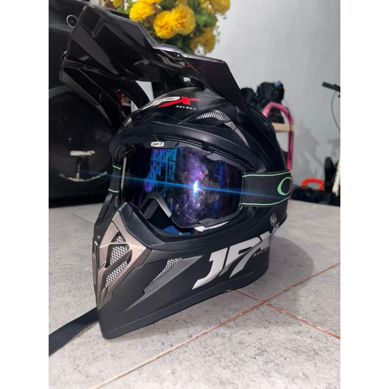 HELM JPX CROSS FOX1 SOLID HITAM(BEKAS)|